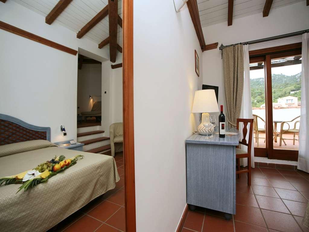 Hotel Palumbalza Porto Rotondo Habitación foto